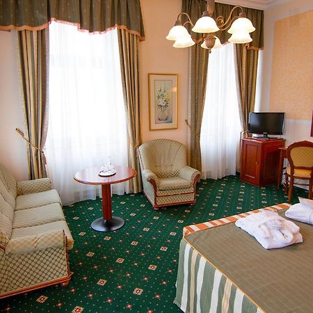 Humboldt Park Hotel & Spa Karlovy Vary Ngoại thất bức ảnh