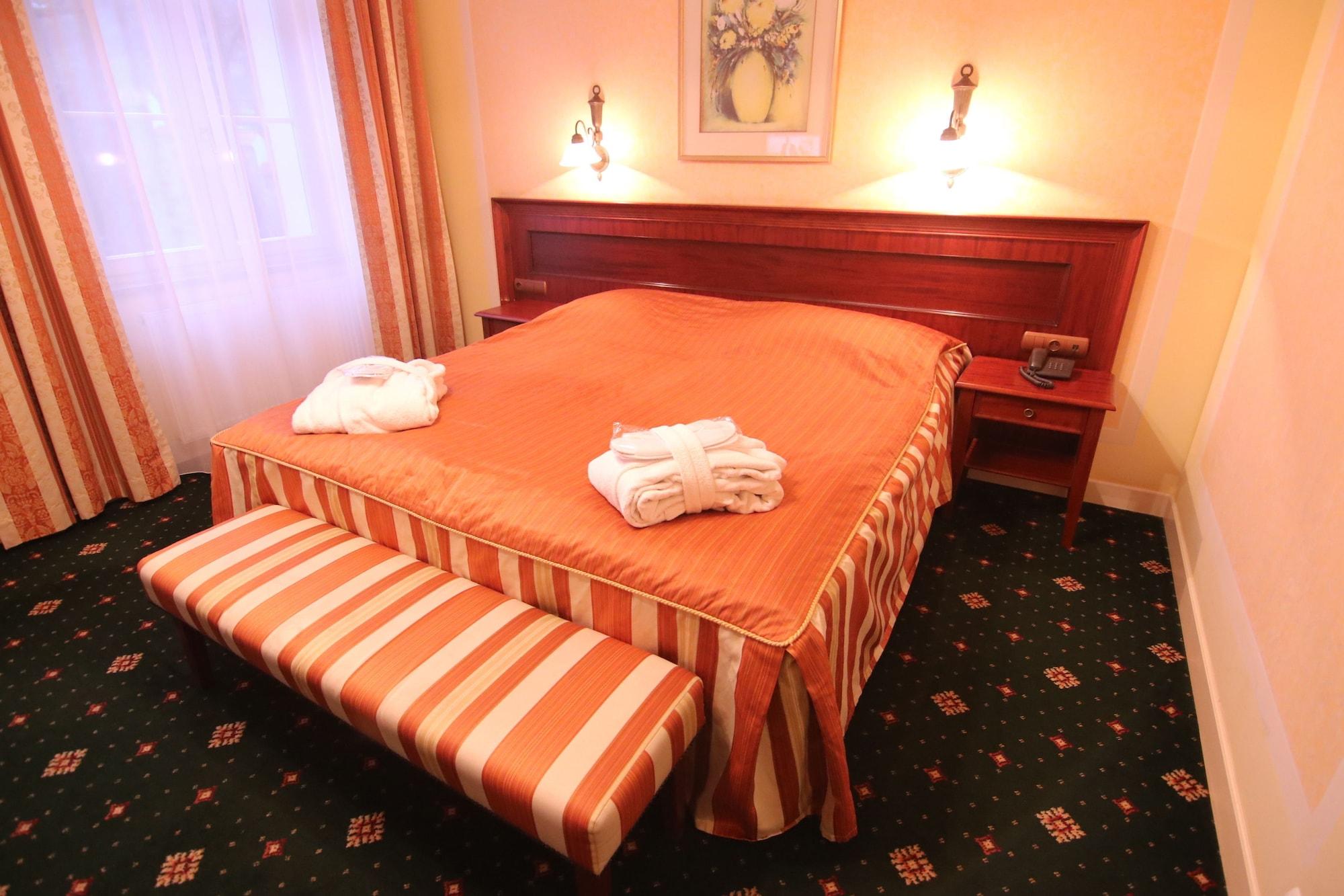 Humboldt Park Hotel & Spa Karlovy Vary Ngoại thất bức ảnh