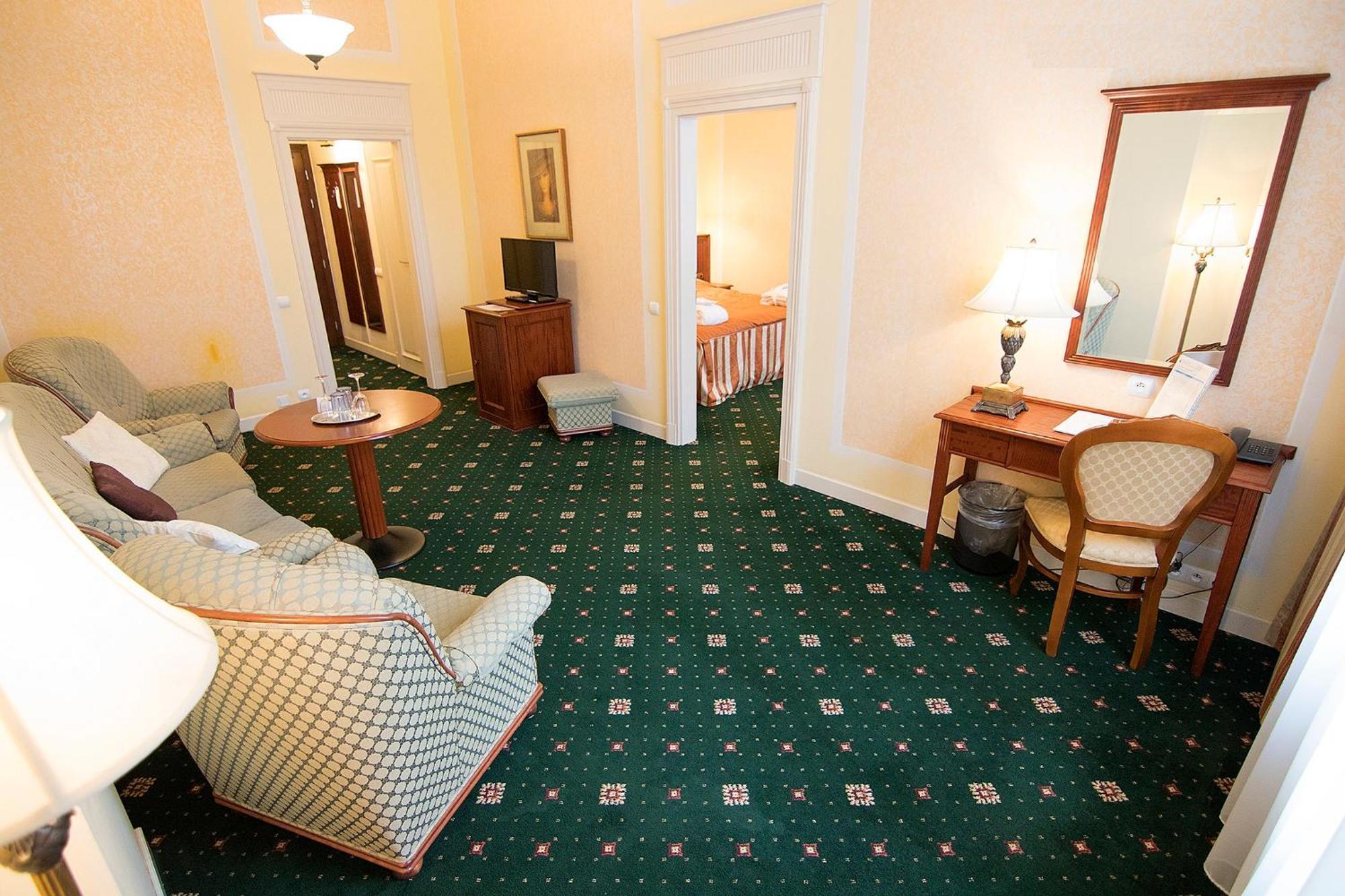 Humboldt Park Hotel & Spa Karlovy Vary Ngoại thất bức ảnh