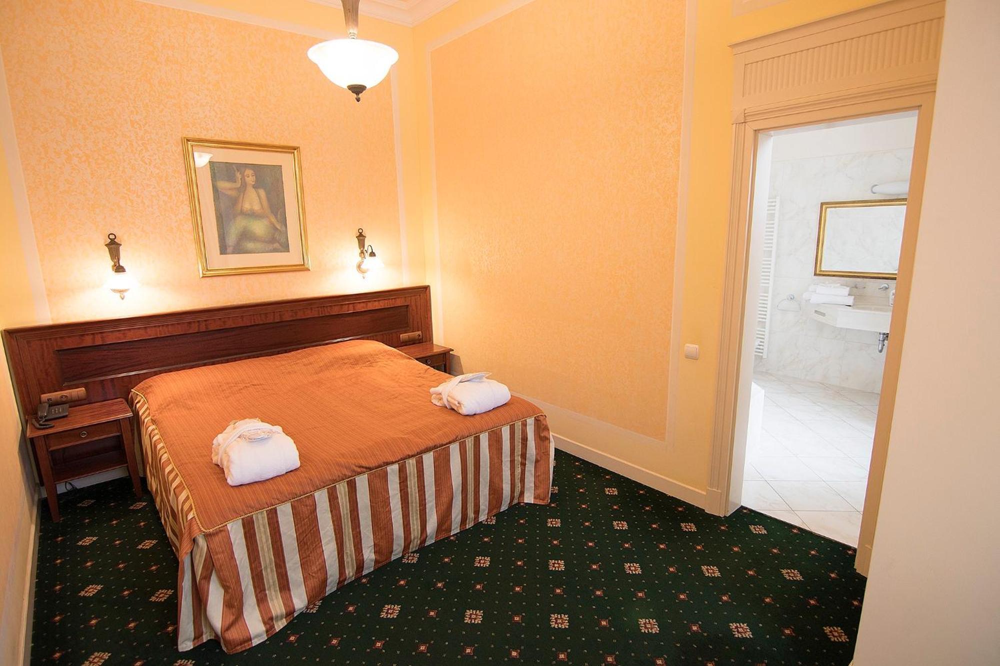 Humboldt Park Hotel & Spa Karlovy Vary Ngoại thất bức ảnh